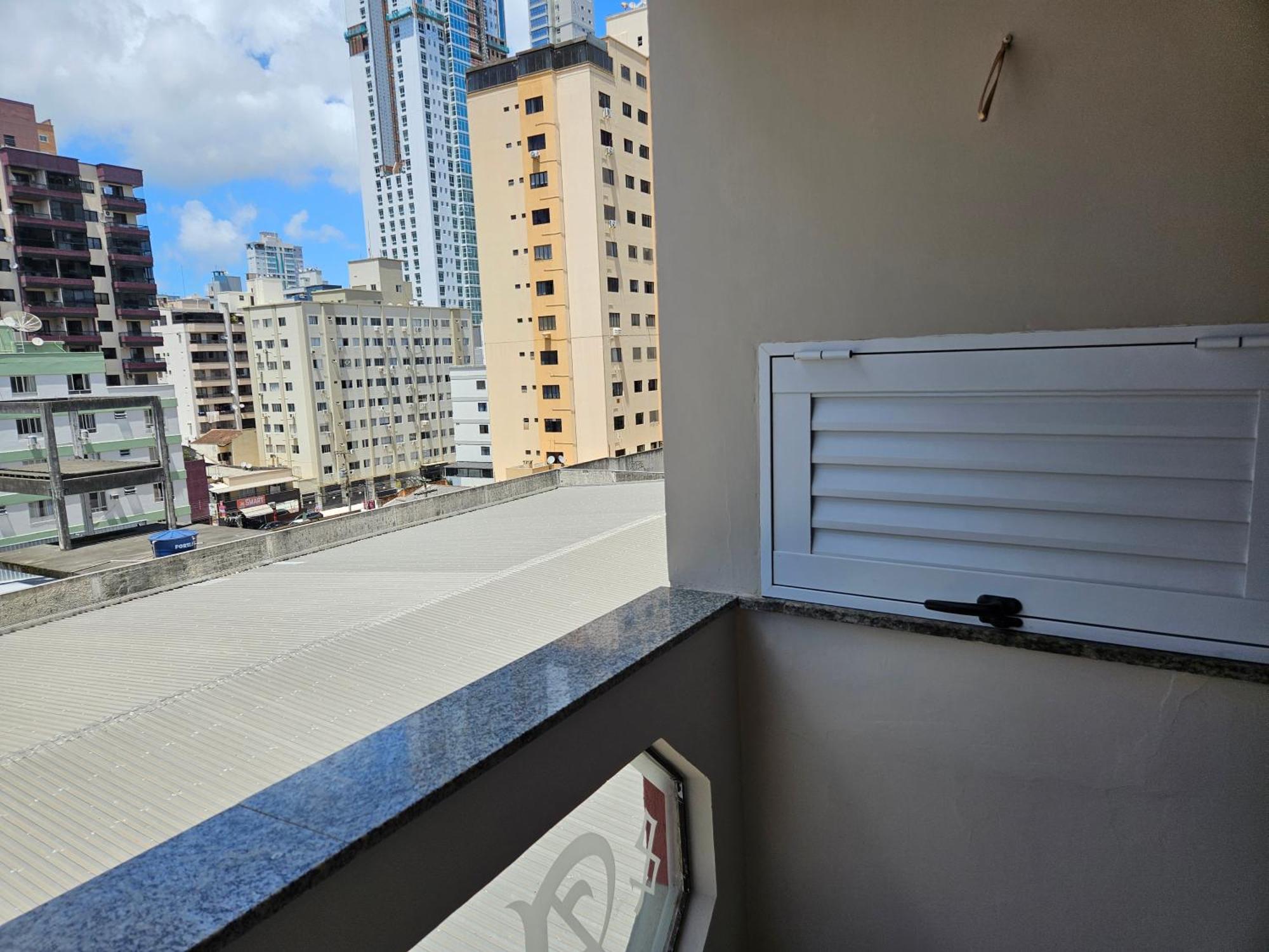 2 Quartos A 200Mts Praia Central, Garagem, Churrasqueira, Wi-Fi 90 Mbps, Pet Friendly Balneário Camboriú Eksteriør bilde