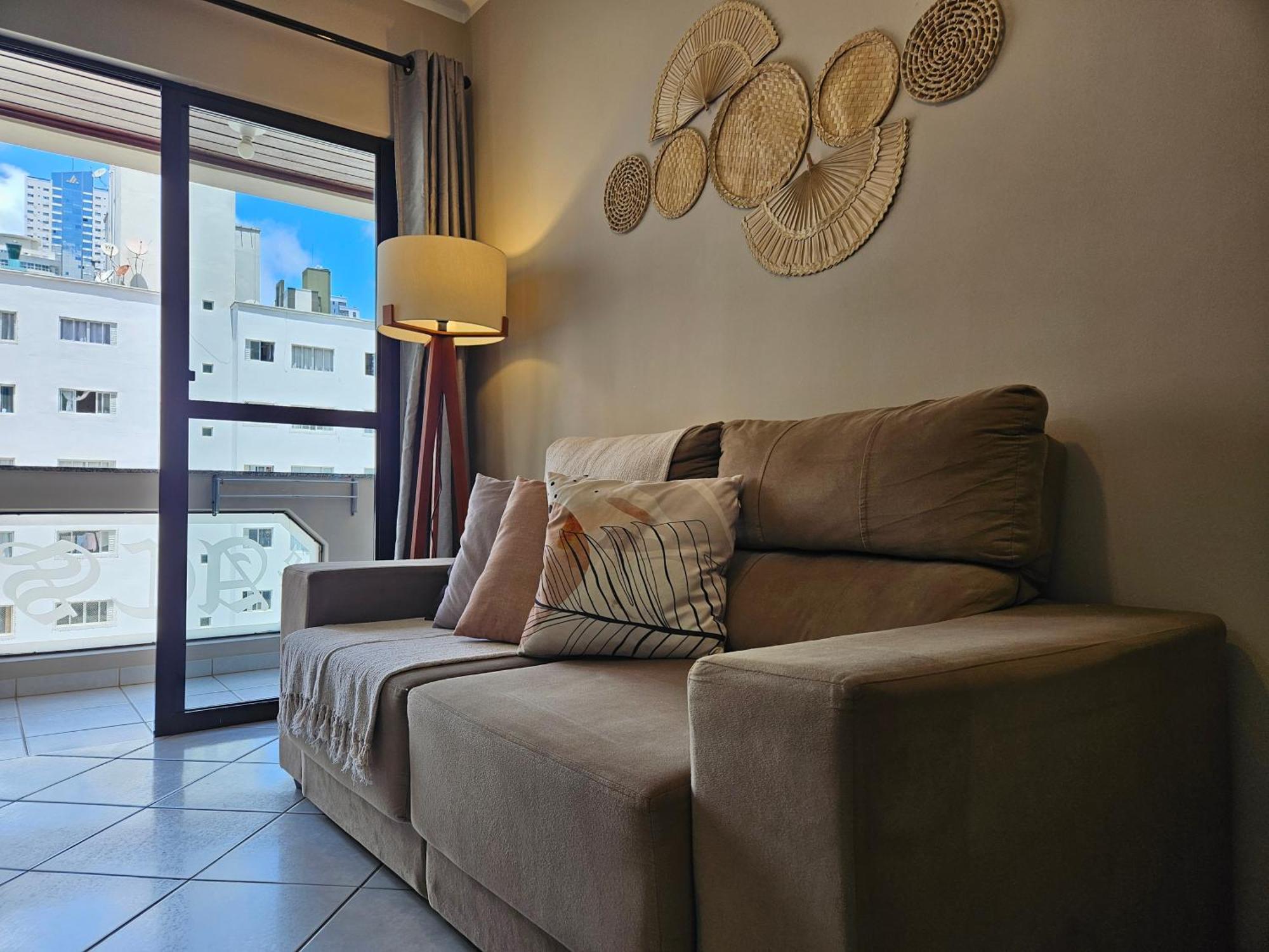 2 Quartos A 200Mts Praia Central, Garagem, Churrasqueira, Wi-Fi 90 Mbps, Pet Friendly Balneário Camboriú Eksteriør bilde