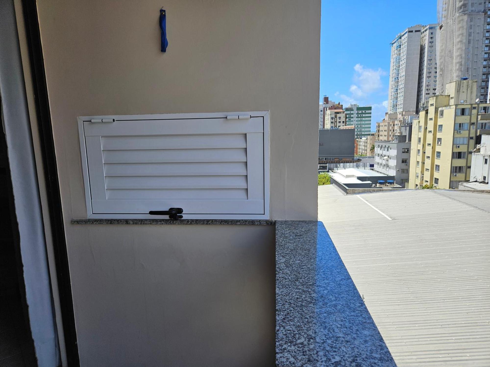 2 Quartos A 200Mts Praia Central, Garagem, Churrasqueira, Wi-Fi 90 Mbps, Pet Friendly Balneário Camboriú Eksteriør bilde
