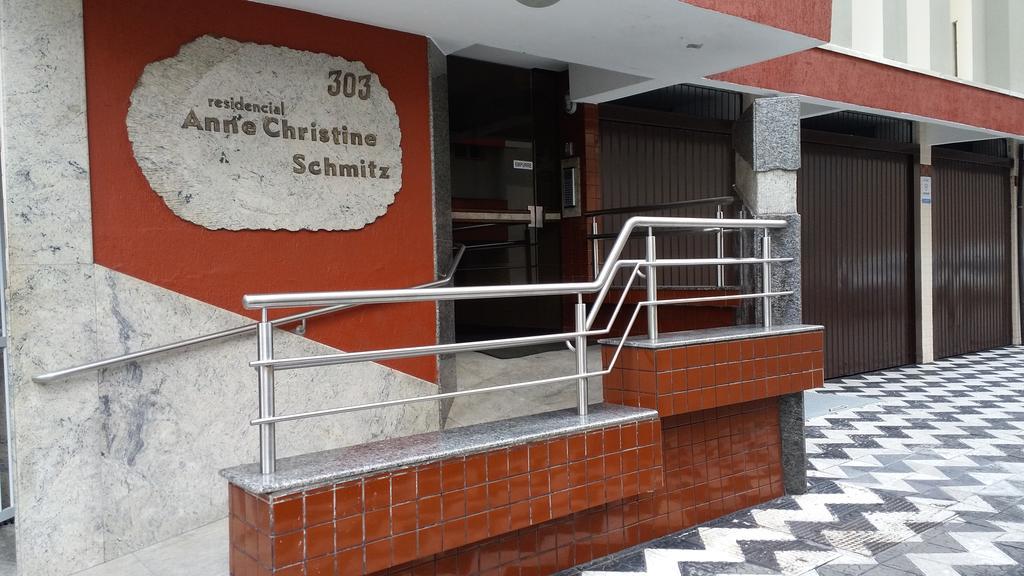2 Quartos A 200Mts Praia Central, Garagem, Churrasqueira, Wi-Fi 90 Mbps, Pet Friendly Balneário Camboriú Eksteriør bilde